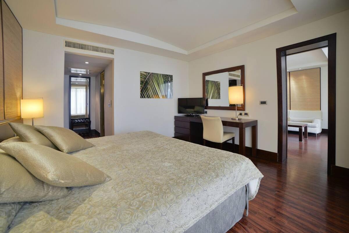 Porto Carras Sithonia Hotell Neos Marmaras Exteriör bild